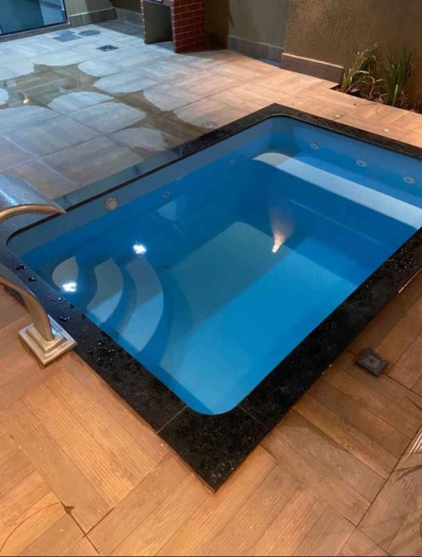 Piscina de fibra