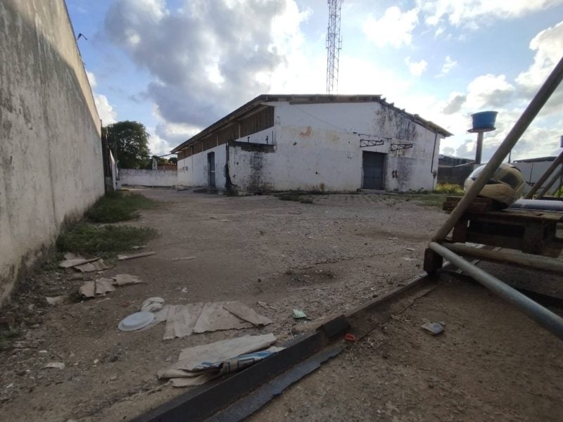 Galpão para Venda em Paulista, Maranguape II, 4 banheiros, 10 vagas