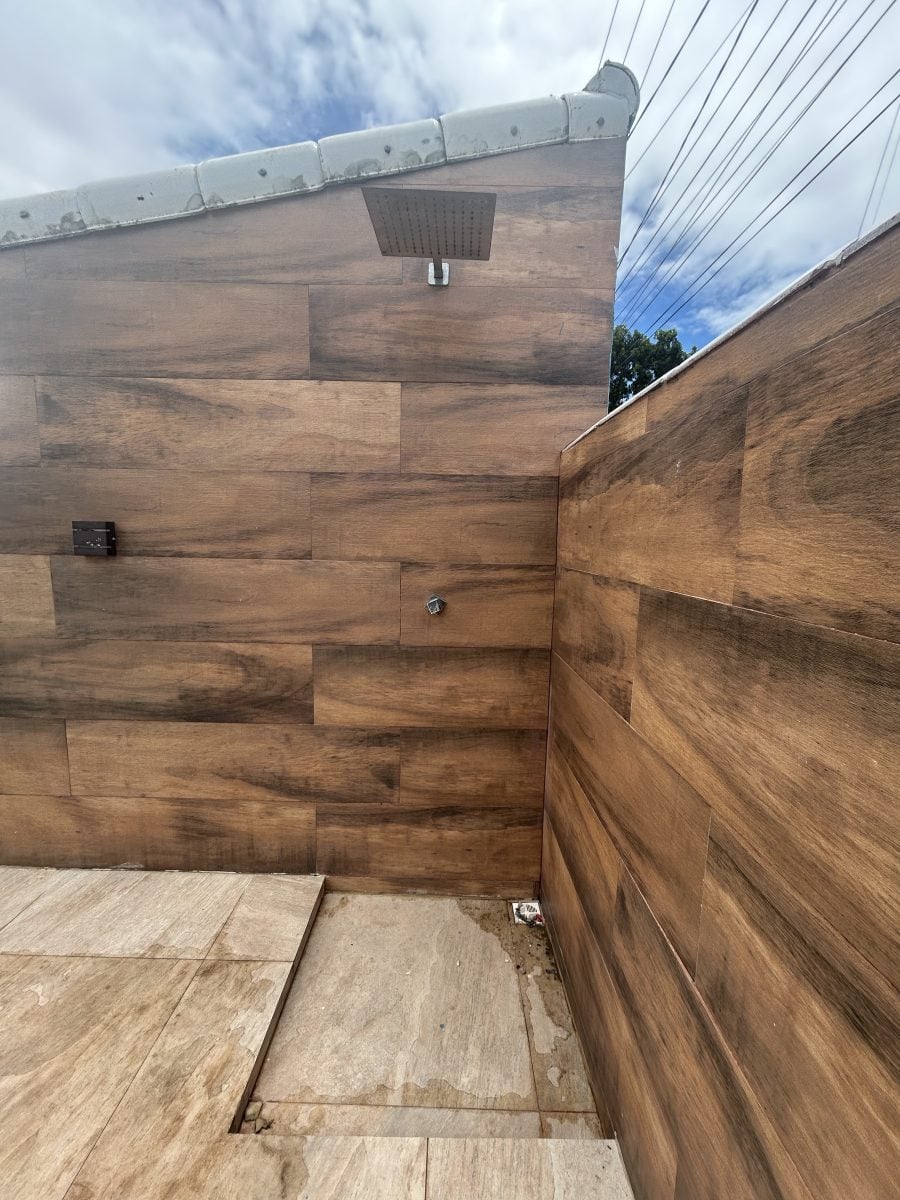 Maravilhosa casa de 3 quartos completa em Unamar — foto 2