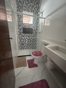 Maravilhosa casa de 3 quartos completa em Unamar — foto 15