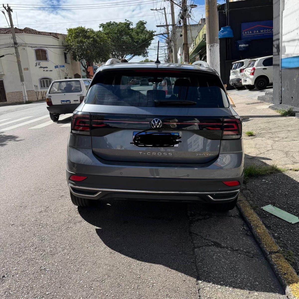 T-Cross Highline 250 TSI 1.4 automático — foto 2