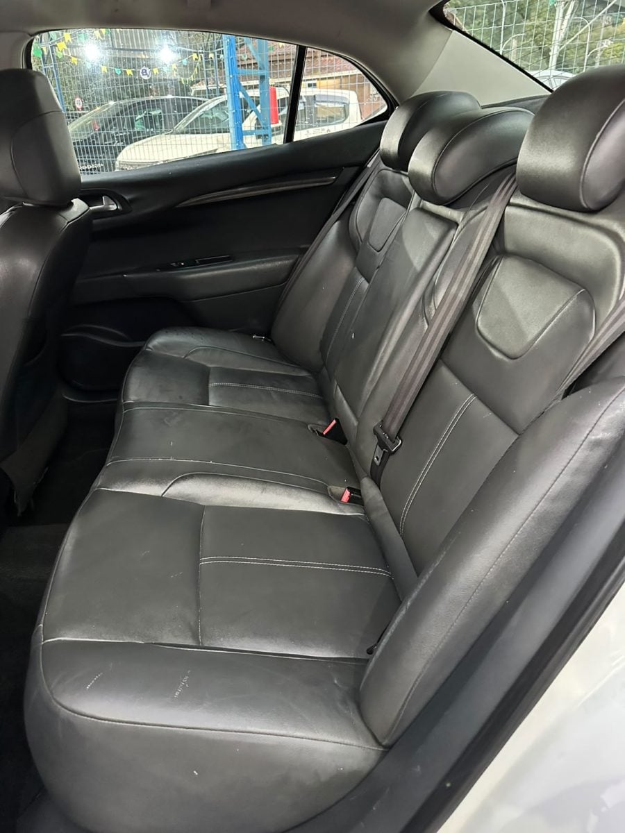 Citroën C4 LOUNGE EXCLUSIVE 2014 — foto 2