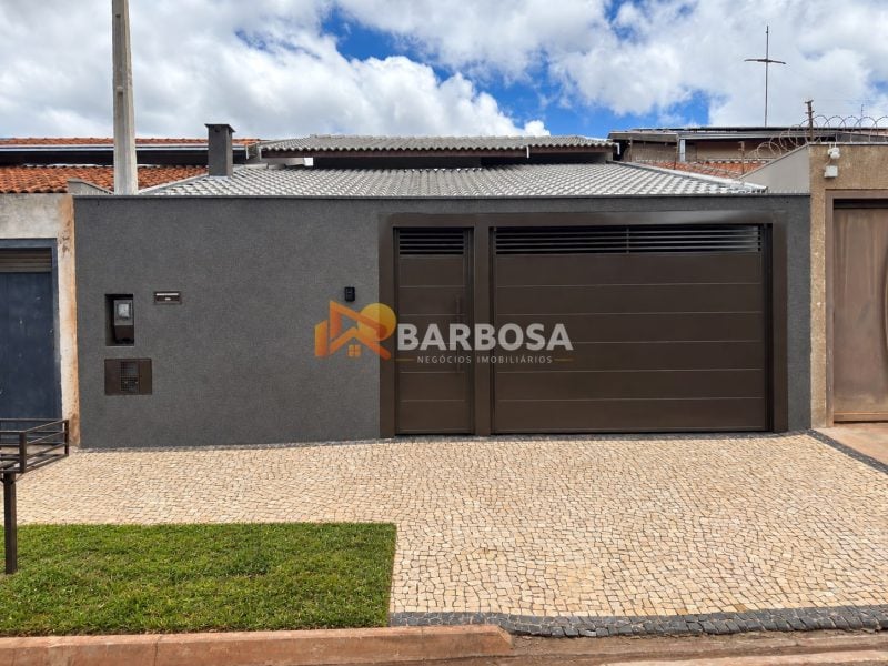 Casa a venda no Jardim dos Coqueiros