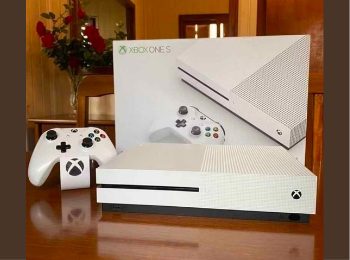 Xbox One S 1tb + Controle Original Apenas Hoje: R$ 1.200