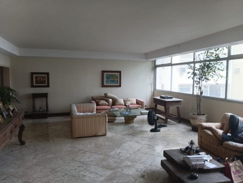 Apartamento No Leme 4 Quartos Suítes