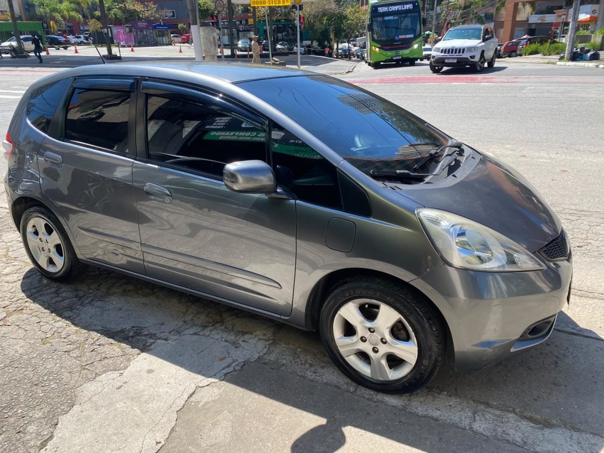 Honda Fit LX 1.4 Flex 2010 Completo Manual — foto 2