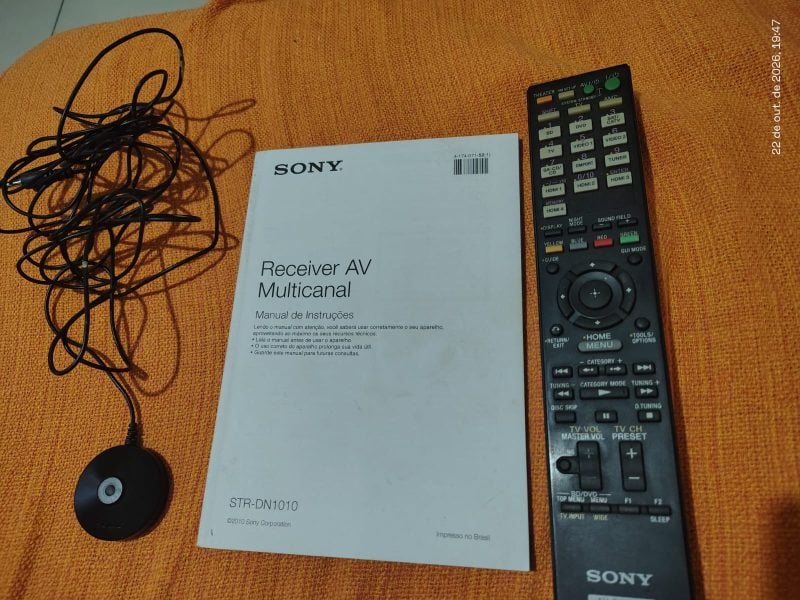 Receiver Sony STR-DN 1010 com controle, manual, microfone otimizador, antena FM usado