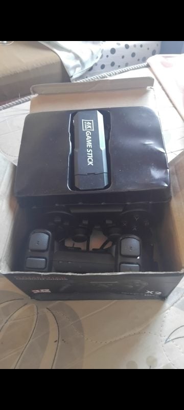 Game Stick GD10 com 2 Controles e +10.000 Jogos