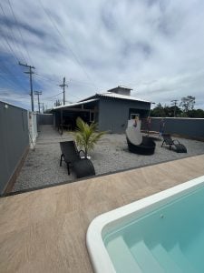 Maravilhosa casa de 3 quartos completa em Unamar — foto 18
