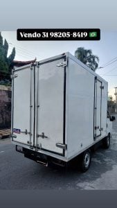 Baú isolado refrigerado seminovo p/ HR Kia — foto 4