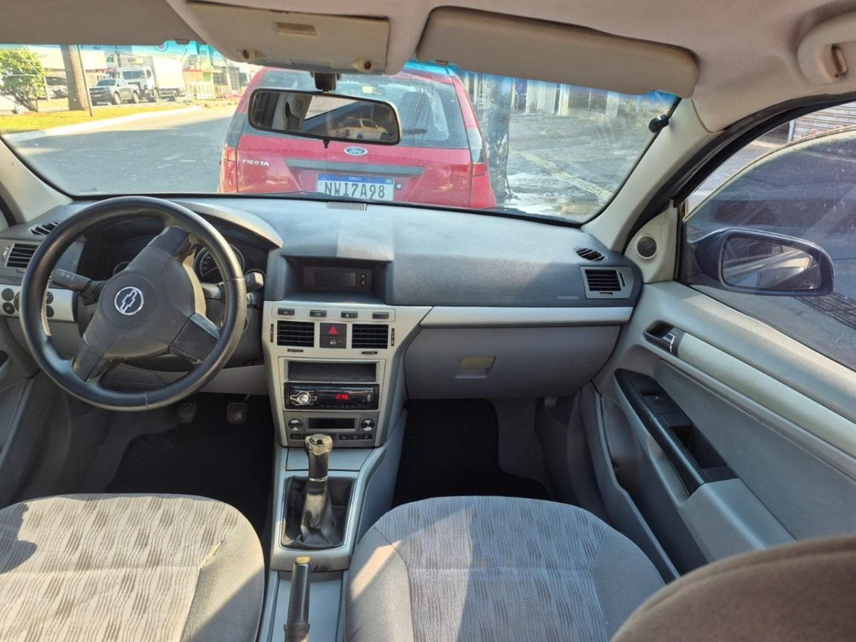 Vendo Vectra Elegance 2007 2.0 Flex 8v — foto 2
