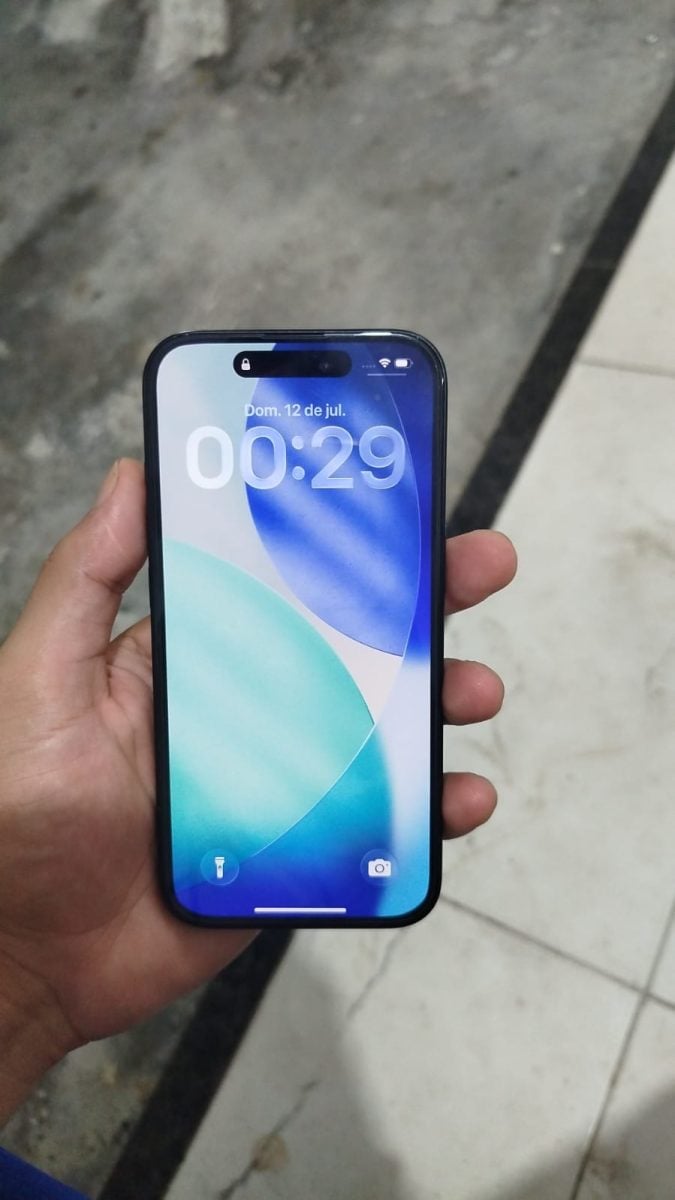 IPhone 15 — foto 2