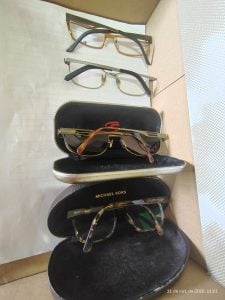 04 óculos usados originais em ótimo estado - Masculino e Feminino. — foto 3