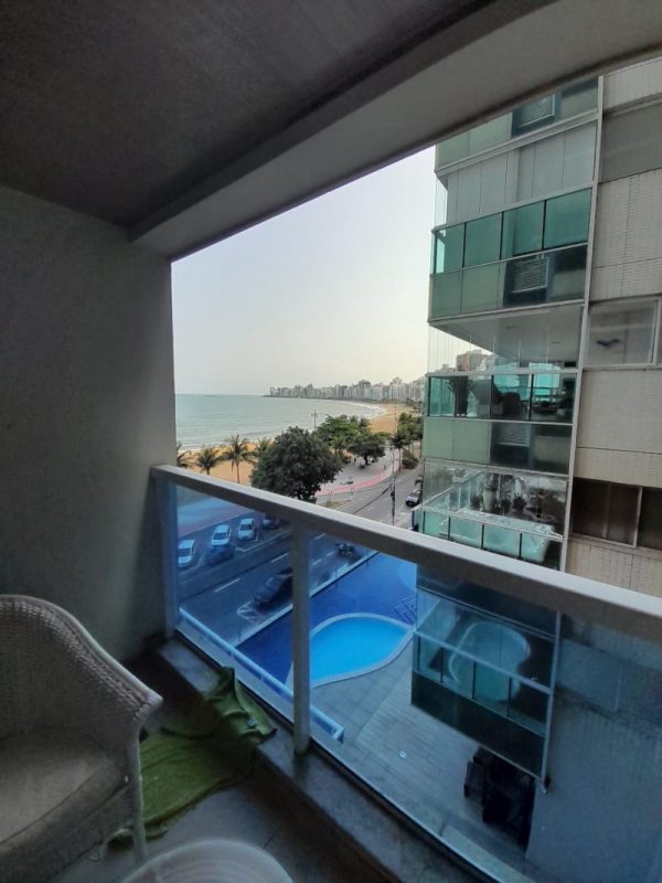 Apartamento 2 quartos Frente mar montado