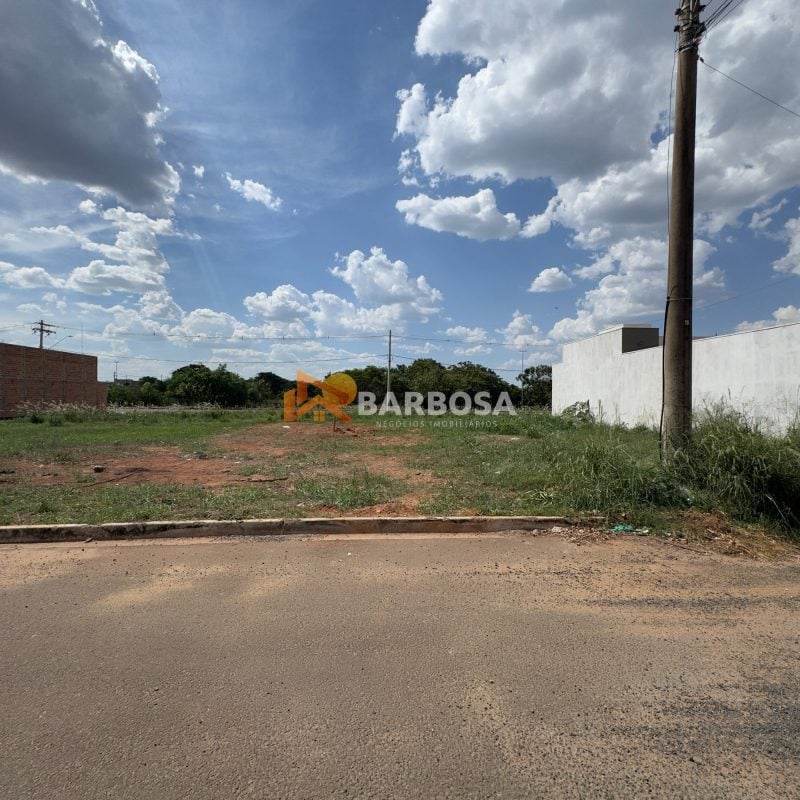 Terreno de oportunidade