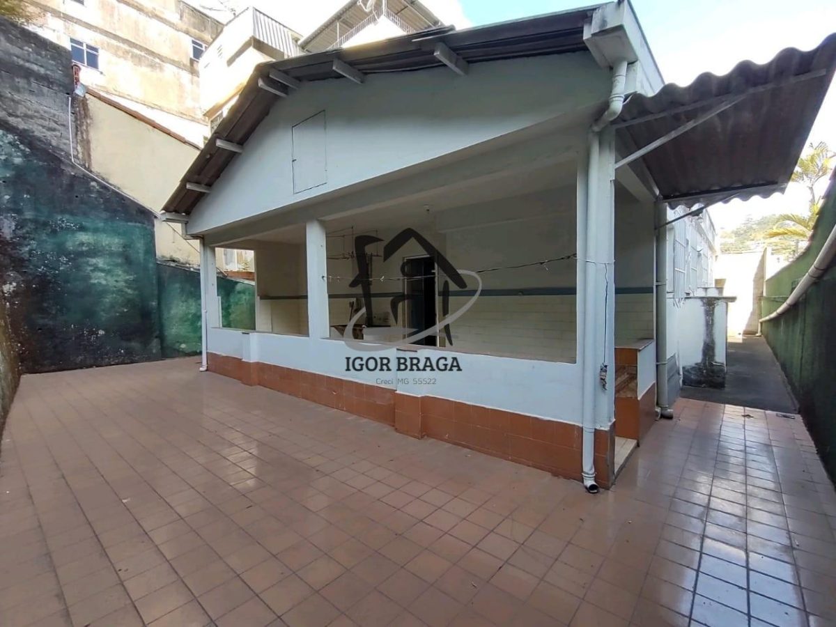 Casa para Venda em Juiz de Fora, Bairu, 4 dormitórios, 3 banheiros, 4 vagas — foto 2