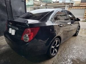 A.P.C Sonic Sedan LTZ — foto 4