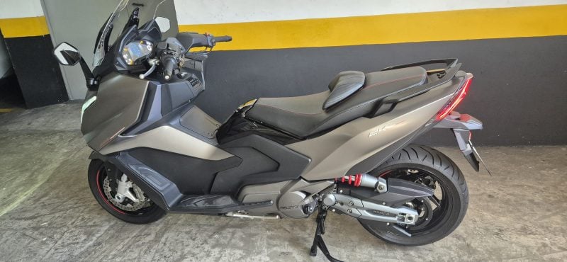 Scooter AKA 550 kinco 2025