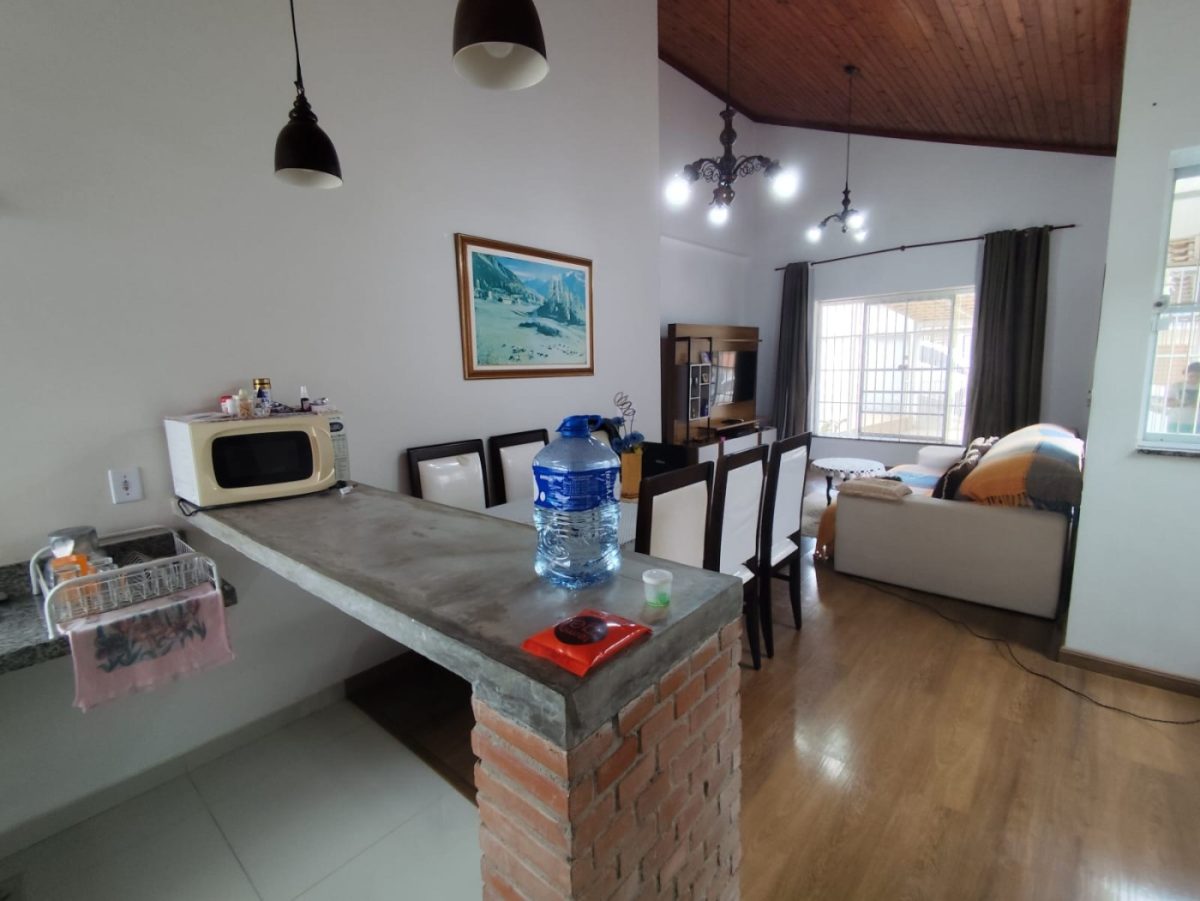 Casa para Venda em Juiz de Fora, São Pedro, 2 dormitórios, 1 banheiro, 1 vaga — foto 2