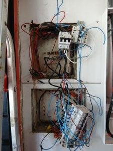 Serviços de eletricista e reparos hidráulicos — foto 6