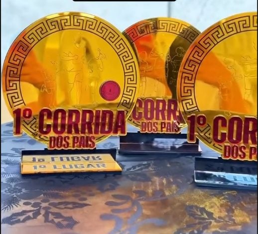 Troféus, Medalhas e Letreiros