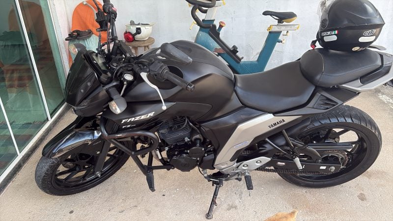 Yamaha FZ25 Fazer 250 2022 16.000 km Muito conservada