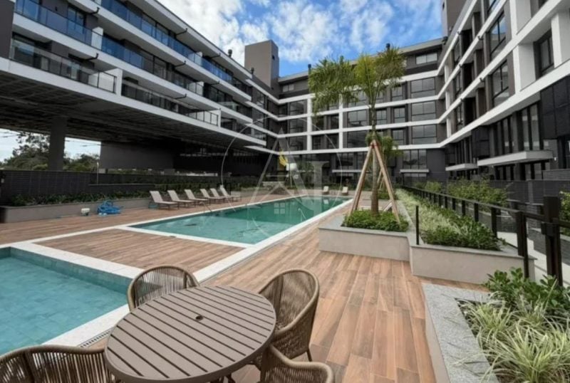 Apartamento para Venda em Florianópolis, Jurerê, 2 dormitórios, 2 suítes, 3 banheiros, 1 v