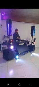 Dj, som e iluminação para seu evento — foto 4