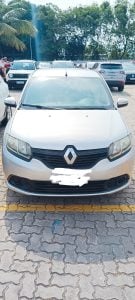 Vendo Sandero prata com GNV Geração 5 com 16 MTS, modelo 2017,2.6/8v, Carro muito novo — foto 4