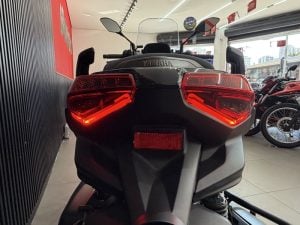 Yamaha XMax 300 Connected — foto 4