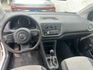 Volkswagen Up! Take 1.0 T. Flex 12V 3P 2015 — foto 7