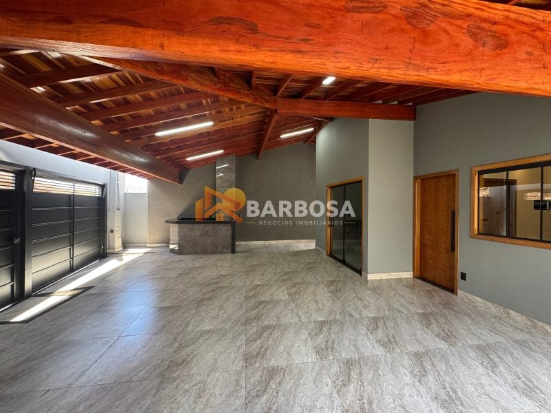 Casa a venda no Jardim dos Coqueiros