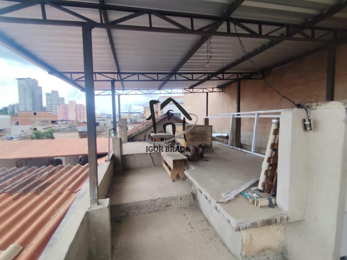 Casa para Venda em Juiz de Fora, Dom Bosco, 2 dormitórios, 2 suítes, 2 banheiros, 3 vagas — foto 2