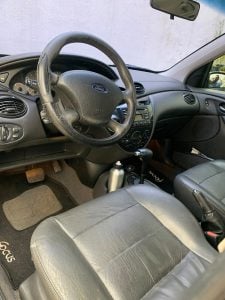 Ford Focus Ghia 2.0 16v/ 2.0 16V Gasolina 5P AUT 2004 — foto 10