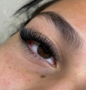 Alongamento de Cílios Profissional Realce Sua Beleza! — foto 6