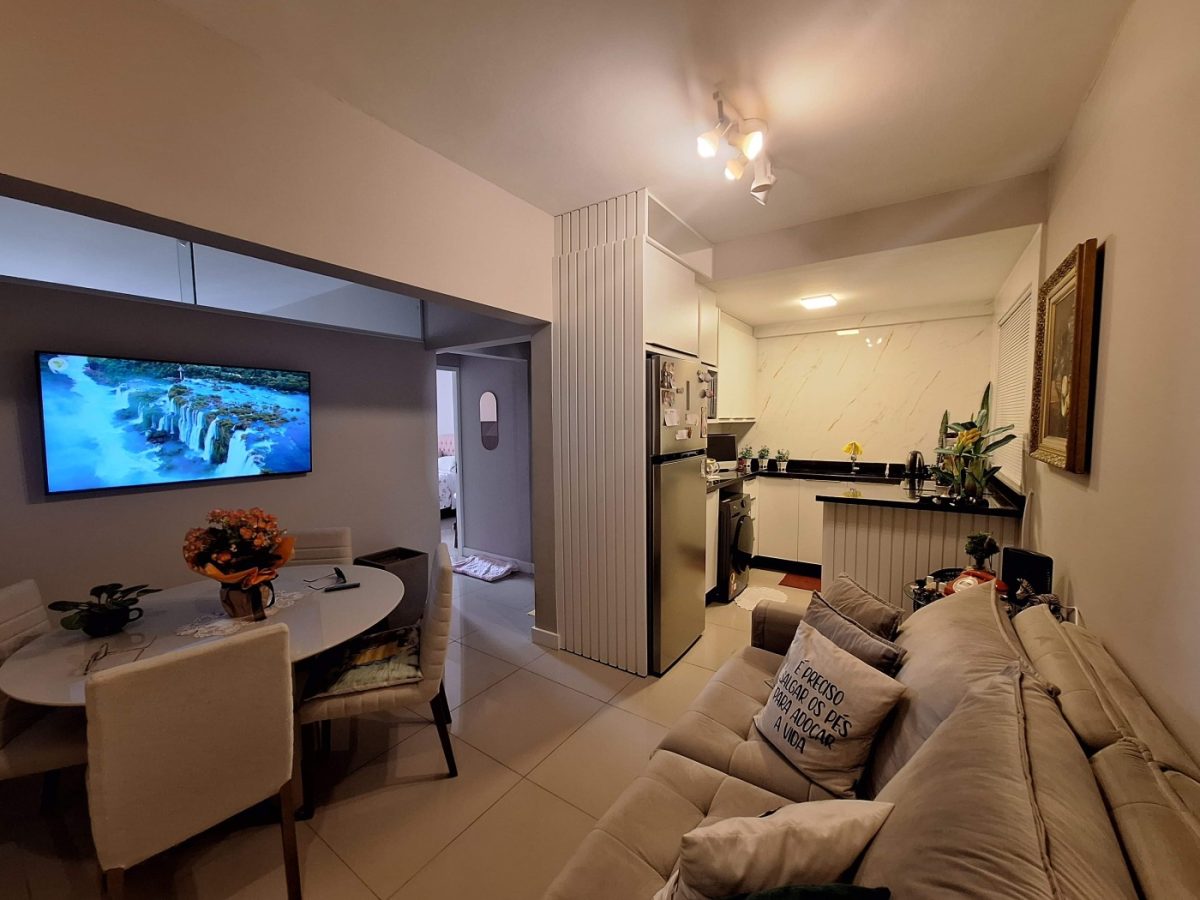 Apartamento para Venda em Florianópolis, Centro, 2 dormitórios, 1 banheiro — foto 2