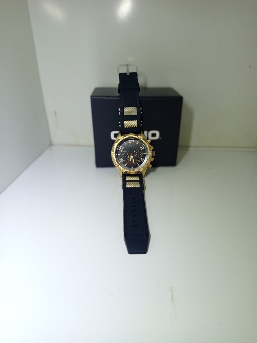 Relógio Masculino Dourado — foto 2