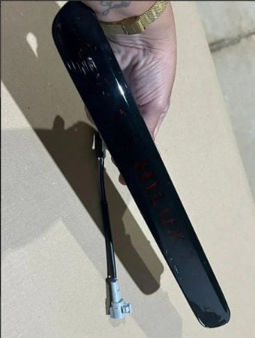 Luz De Freio Tampa Traseira Escrito Hilux Gr Break Light — foto 2