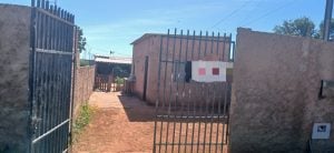 Vendo por 90 mil Terreno quitado com 3 casas — foto 4