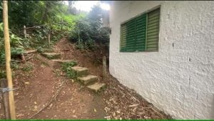 Casa 2 cômodos vendo barato em Juquiá reformada elétrica hidráulica pintura aceito carro — foto 13
