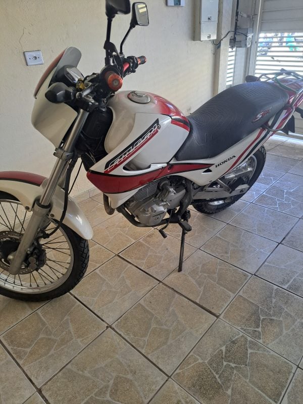 Falcon 400 2002
