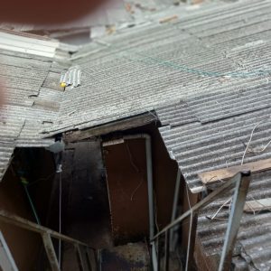 Sobrado Comercial de 130 m²,mais 3 casas no fundo Sitio Cercado. Curitiba Valor: R$ 680.000 — foto 20