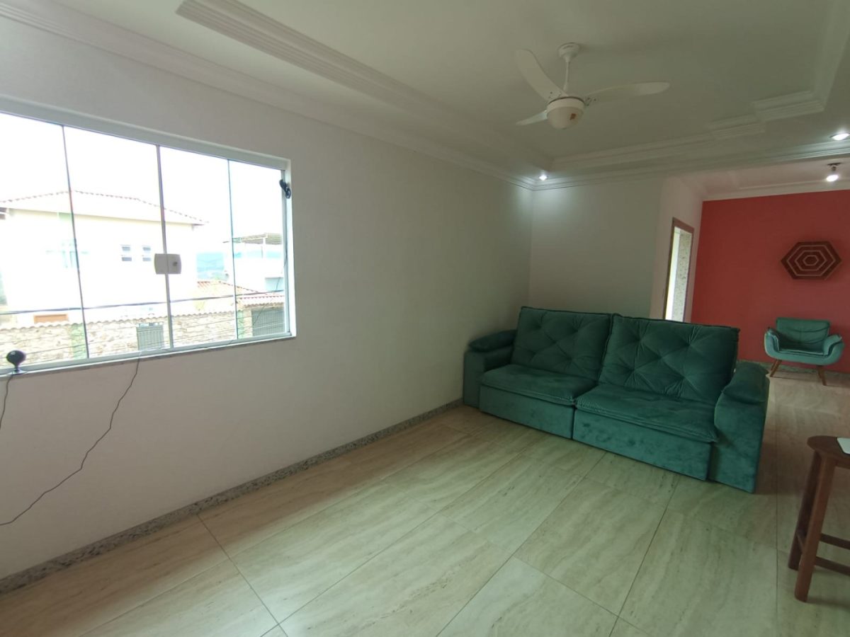Casa para Venda em Juiz de Fora, Santa Maria, 4 dormitórios, 1 suíte, 3 banheiros, 13 vaga — foto 2