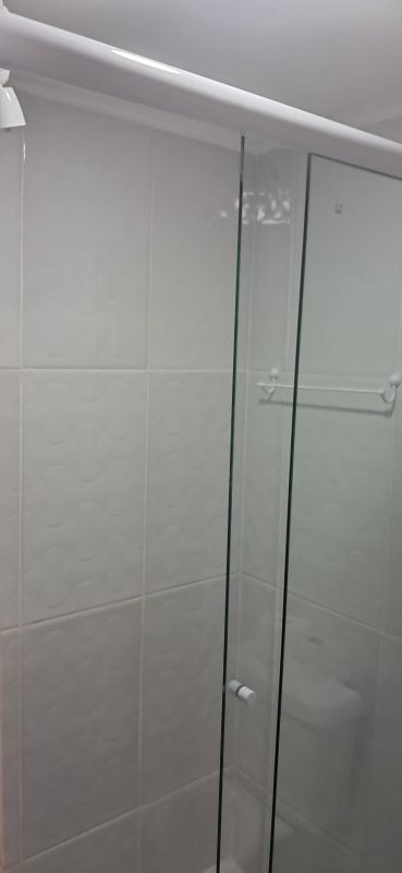 Apartamento estilo Kitnete semi mobiliado no centro do Rio