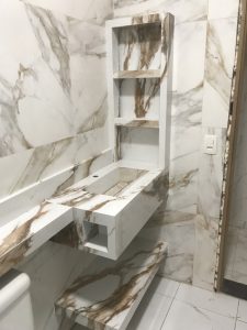 Bancadas em porcelanato para Banheiros — foto 5