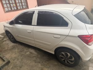 Onix LT hatch 1.0 2016 90km — foto 3