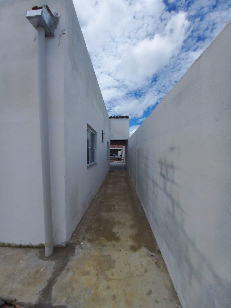 Casa com 2 quartos à venda Residencial Tropical — foto 2